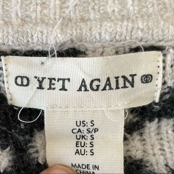 Yet Again Leopard Cropped Sweater Size Small Black/White - Picture 7 of 10